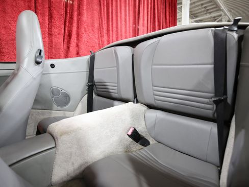 Used 2003 Porsche 911 Carrera image 16