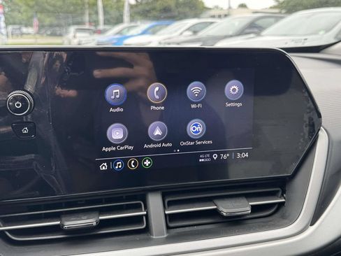 Used 2024 Chevrolet Trax LS w/ Driver Confidence Package FWD image 28