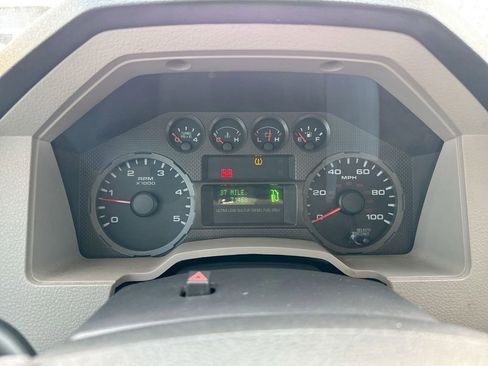 Used 2010 Ford F350 XLT image 12