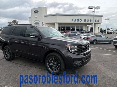 New 2025 Ford Expedition Platinum w/ Stealth Performance Package