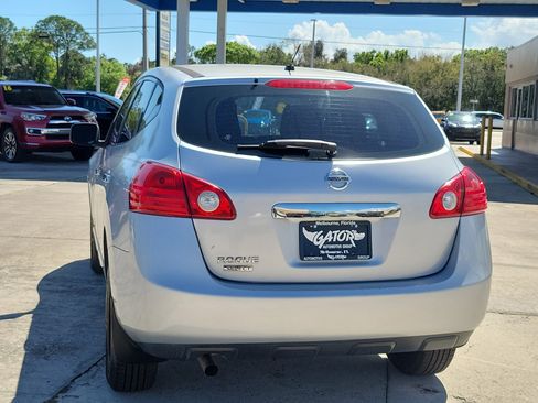 Used 2014 Nissan Rogue S image 3