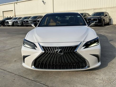 Used 2023 Lexus ES 350 Ultra Luxury w/ Accessory Package (Z2) FWD image 8