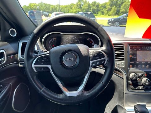 Used 2016 Jeep Grand Cherokee High Altitude AWD/4WD image 21