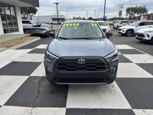 Used 2026 Toyota Corolla Cross L image 2