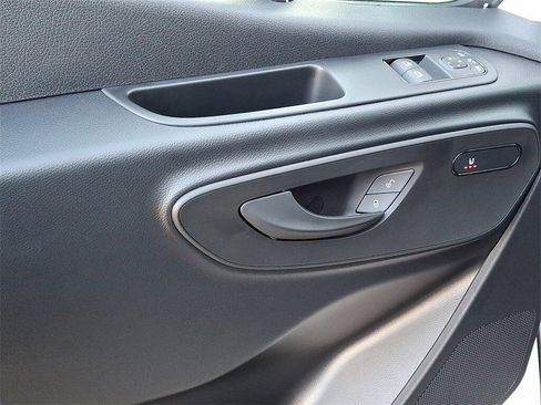 New 2025 Mercedes-Benz Sprinter 2500 image 9