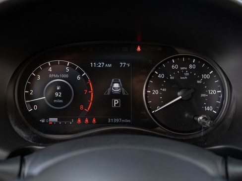 Used 2021 Nissan Kicks SR image 21