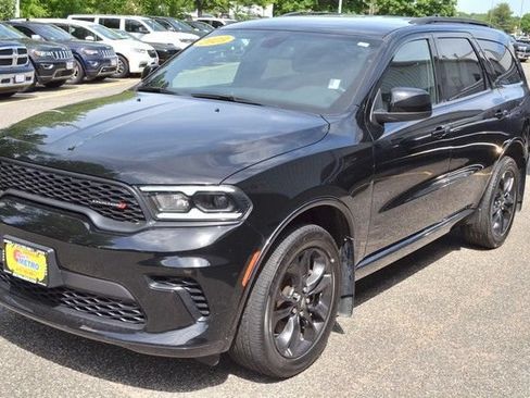 Used 2023 Dodge Durango GT w/ Blacktop Package AWD/4WD image 4