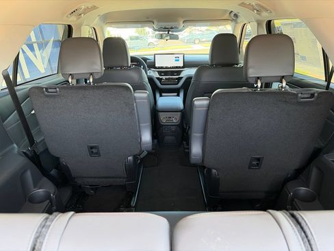 New 2026 Ford Explorer Active w/ Active Comfort Package RWD image 10