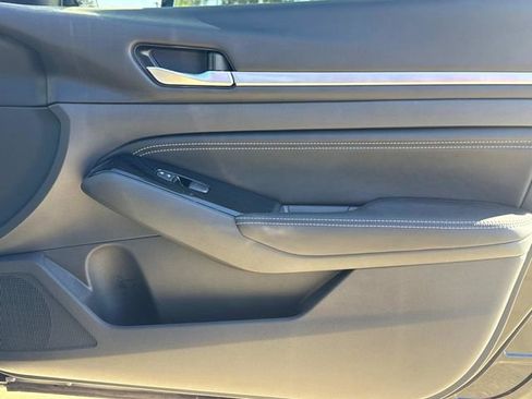 Used 2023 Nissan Altima 2.5 SL image 19