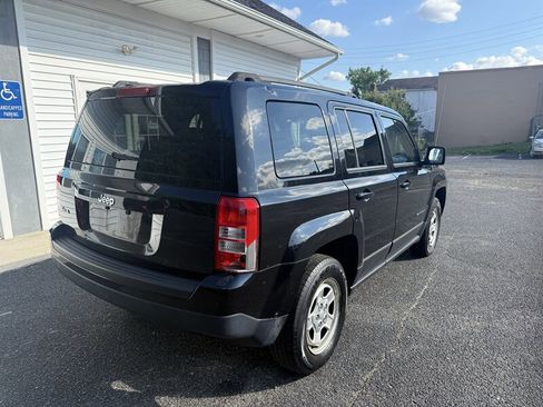Used 2015 Jeep Patriot Sport w/ Power Value Group AWD/4WD image 7