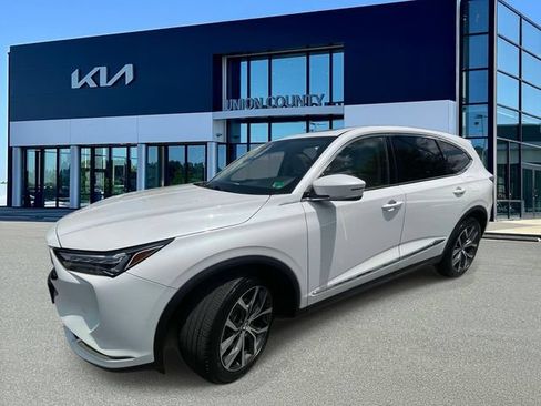 Used 2023 Acura MDX SH-AWD w/ Technology Package image 7