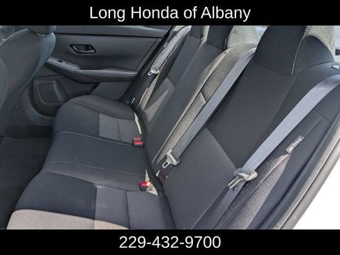 Used 2025 Nissan Sentra SV FWD image 16