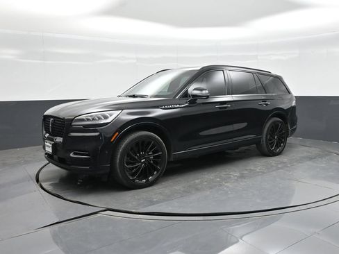 Used 2024 Lincoln Aviator Reserve w/ Equipment Group 201A AWD/4WD image 24