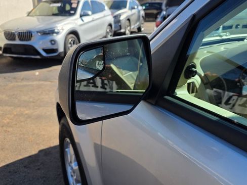 Used 2010 Ford Escape XLT FWD image 40