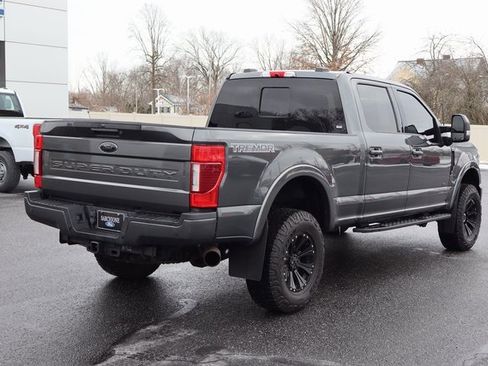 Used 2020 Ford F350 Lariat image 3
