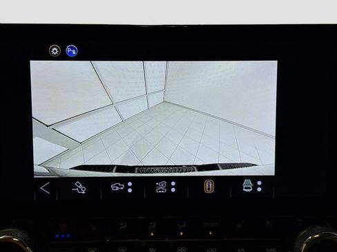 New 2025 Chevrolet Colorado ZR2 w/ Midnight Edition image 12