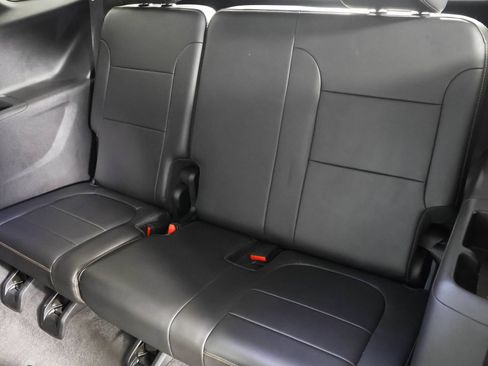 Used 2020 Chevrolet Traverse Premier w/ Redline Edition AWD/4WD image 39