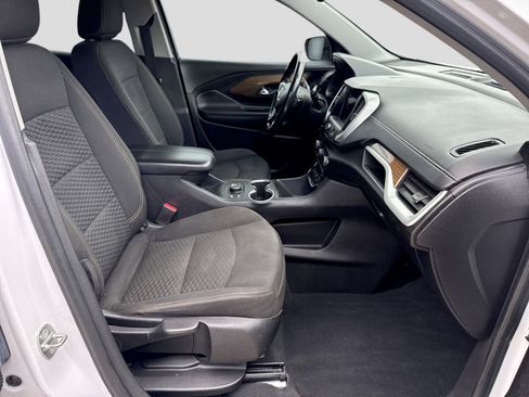 Used 2019 GMC Terrain SLE w/ Driver Convenience Package FWD image 25