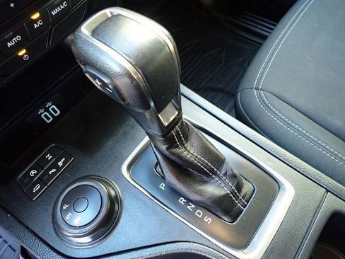 Used 2021 Ford Ranger XLT w/ Equipment Group 301A Mid image 5