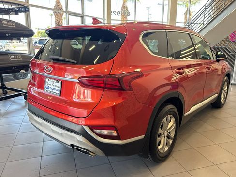 Used 2020 Hyundai Santa Fe SEL FWD image 5