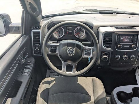 Used 2024 RAM 1500 Warlock RWD image 28