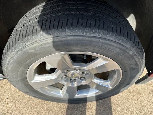 Used 2018 Chevrolet Tahoe LT w/ Texas Edition Package RWD image 19