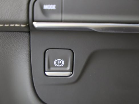 Used 2023 Cadillac Escalade Luxury image 26