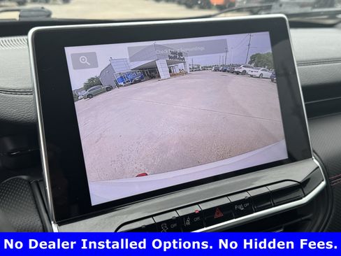 Used 2026 Jeep Compass Trailhawk AWD/4WD image 17