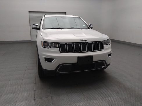 Used 2018 Jeep Grand Cherokee Limited image 14