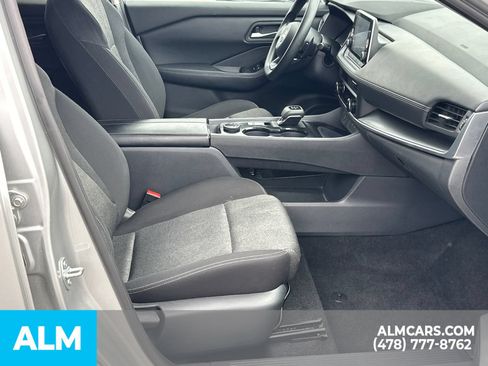 Used 2024 Nissan Rogue SV AWD/4WD image 15