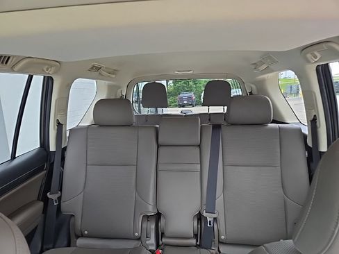 Used 2020 Lexus GX 460 Premium w/ Premium Package AWD/4WD image 38