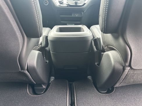 New 2026 Chrysler Pacifica Select image 51