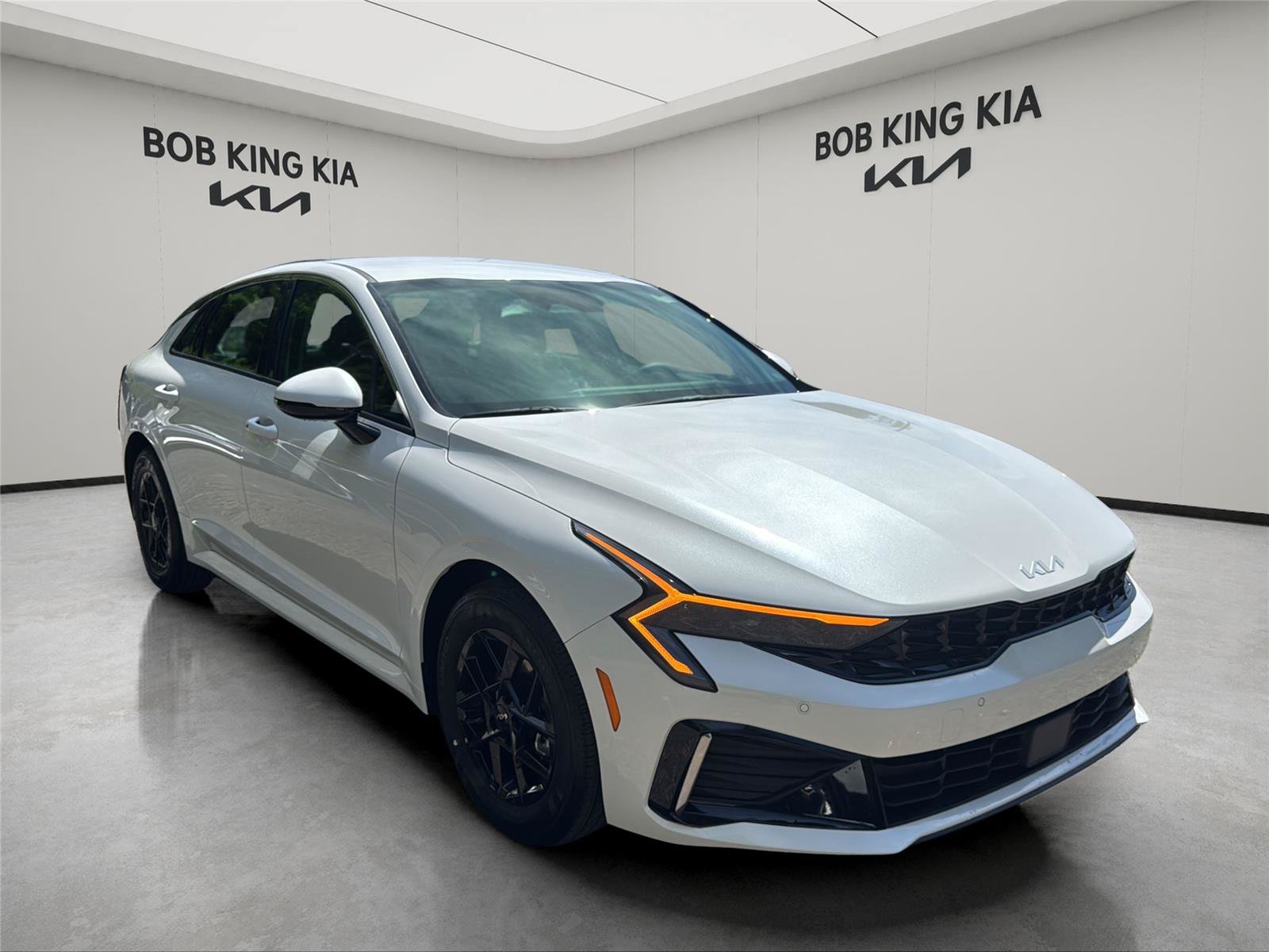 New 2026 Kia K5 LXS FWD image 7