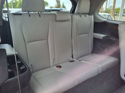 Used 2026 Toyota Grand Highlander FWD image 18