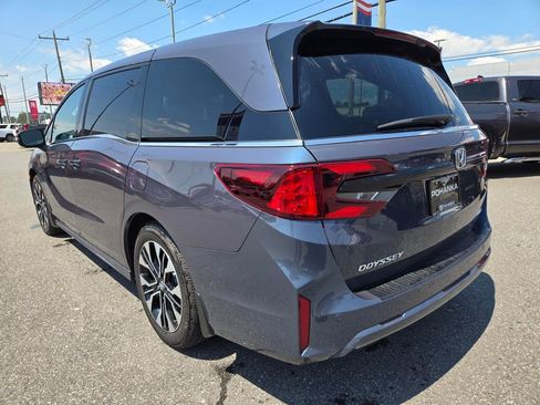 Used 2026 Honda Odyssey Elite image 7