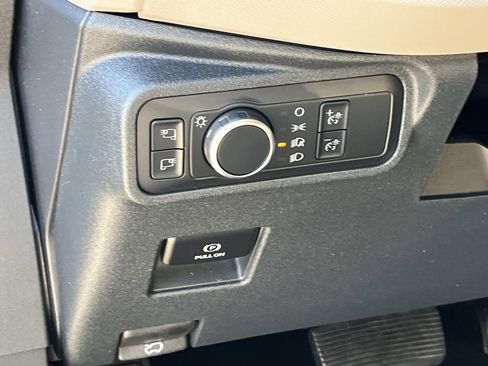 Used 2022 Ford Bronco Wildtrak image 24