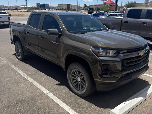 Certified 2023 Chevrolet Colorado LT AWD/4WD image 4