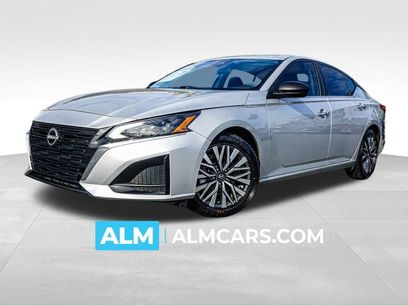 Used 2024 Nissan Altima 2.5 SV