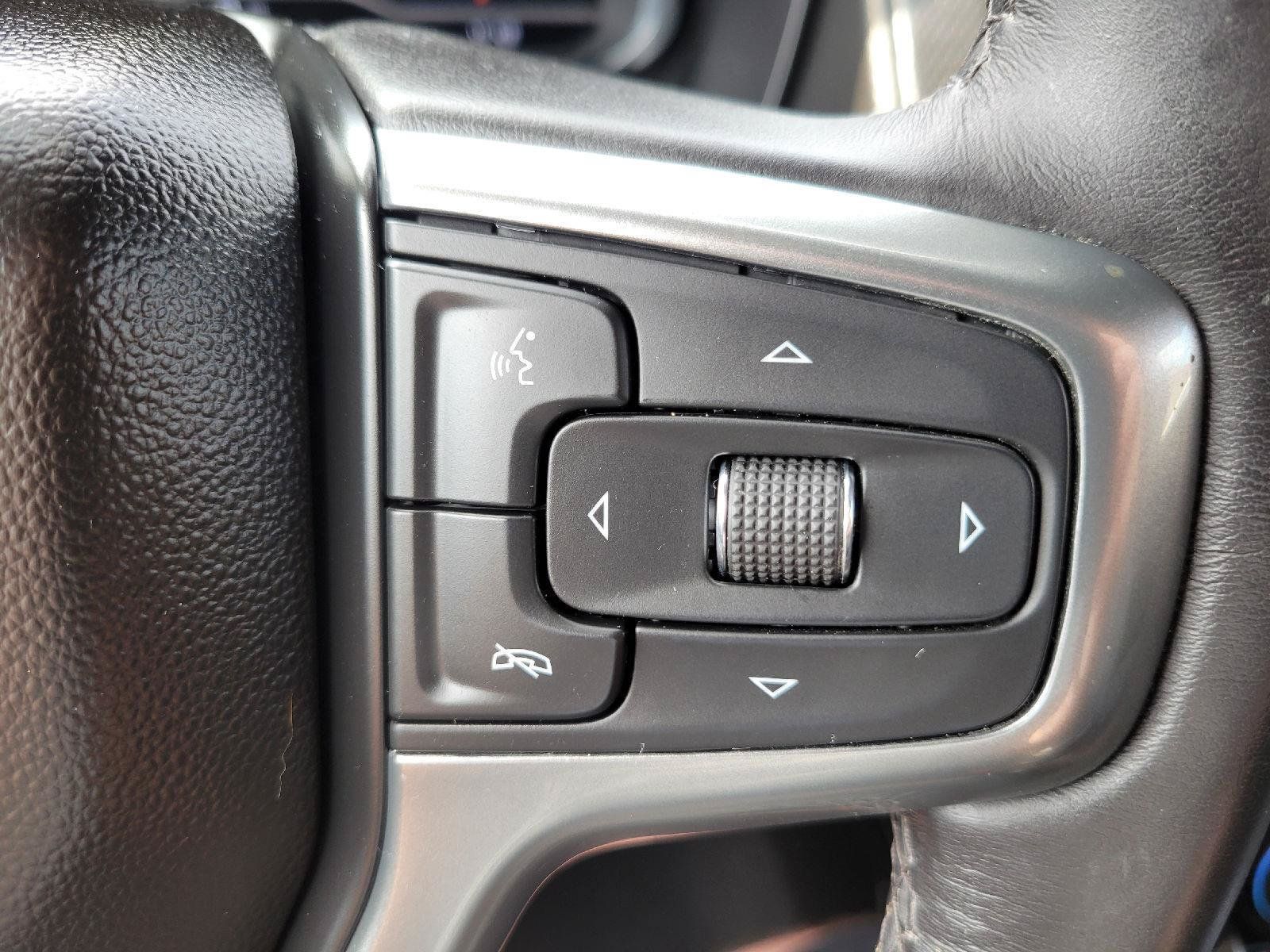 Used 2023 Chevrolet Tahoe Premier AWD/4WD image 20