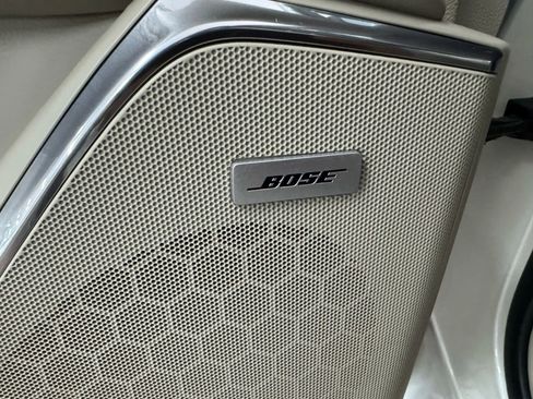 Used 2015 Cadillac Escalade Luxury image 26