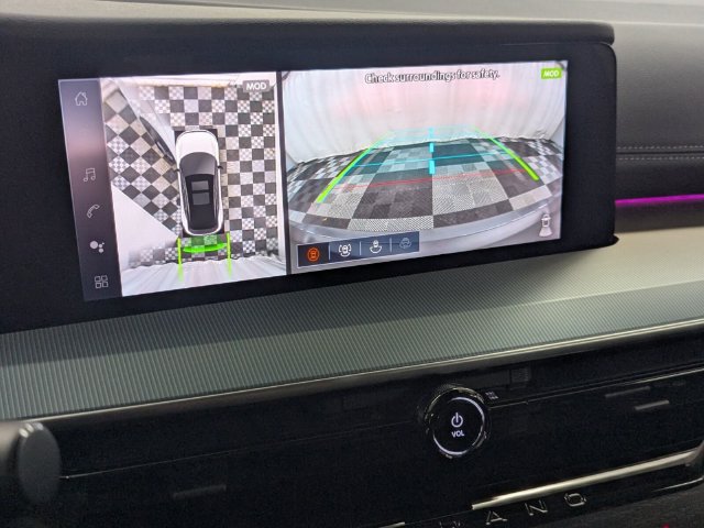 Used 2025 Nissan Murano SL w/ Cargo Package AWD/4WD image 24