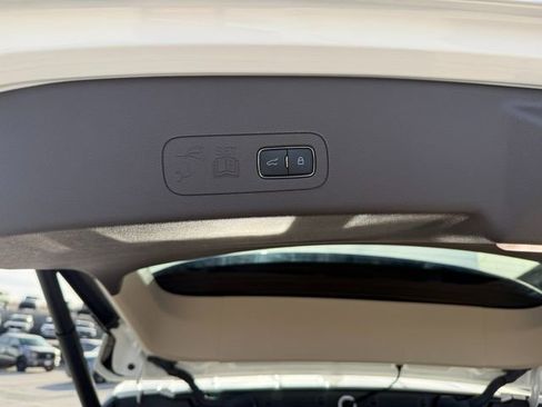 Used 2023 Lincoln Aviator Grand Touring w/ Equipment Group 301A image 15