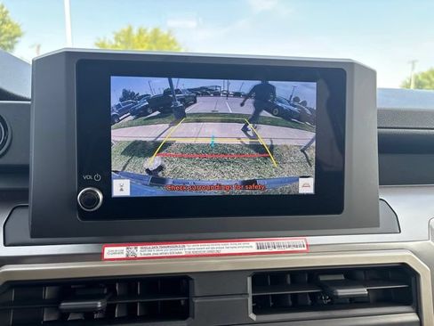 Used 2024 Toyota Tacoma SR5 RWD image 11