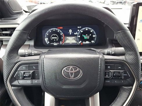 Used 2024 Toyota Tacoma TRD Sport image 18