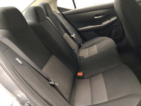Used 2023 Nissan Sentra SV FWD image 19