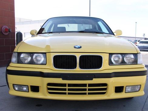 Used 1995 BMW M3 Coupe RWD image 10