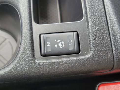 Used 2022 Nissan Rogue Sport SL w/ Premium Package image 21