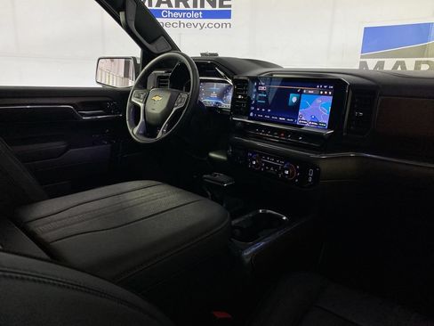 Used 2024 Chevrolet Silverado 1500 High Country w/ High Country Premium Package AWD/4WD image 27