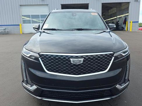 Used 2024 Cadillac XT6 Premium Luxury AWD/4WD image 6