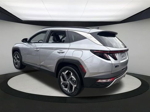 Certified 2022 Hyundai Tucson Limited image 10